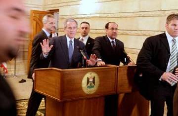 Iraqi shoe-thrower ‘apologises’