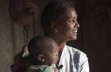 Ethiopian Supermodel Works to Improve Health of Third World Mothers (NBC)