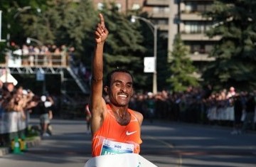 Merga victorious but misses World 10km record