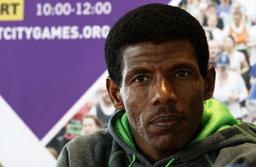 Haile Gebrselassie bows to will of his people for one last hurrah