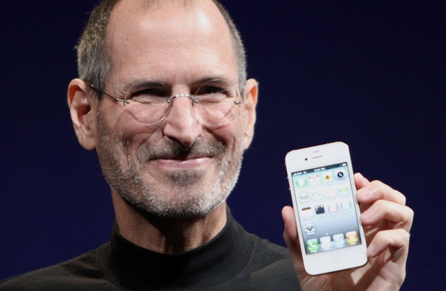 Apple ‘Visionary’ Steve Jobs Dies at 56