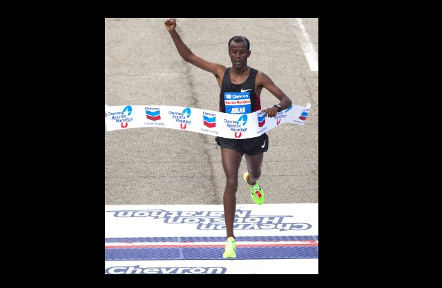 Ethiopians Sweep Men’s and Women’s Marathon in Record Times in Houston