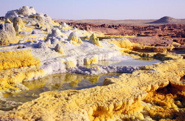 Update: 2 German Tourists Kidnapped in Ethiopia Released, Official Says