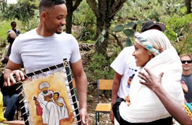 US Magazine Pics: Will Smith & Jada Pinkett in Ethiopia For Charity Water