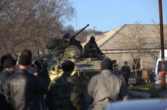 Russian Forces Storm Ukraine Bases